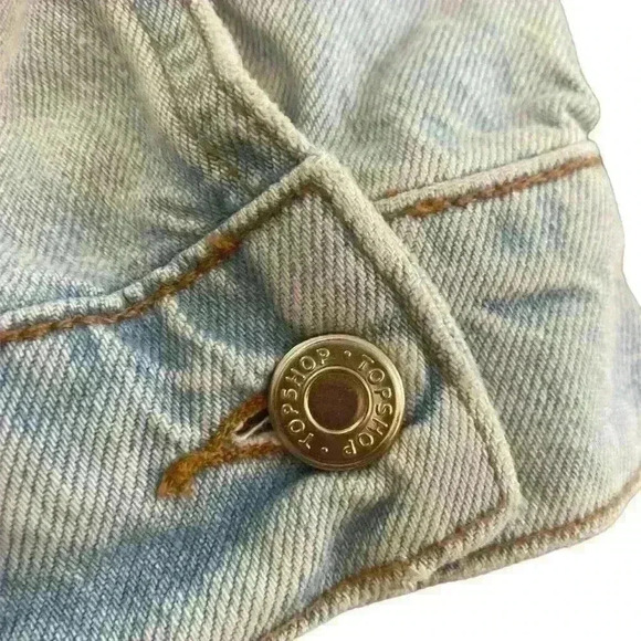 TOPSHOP light blue faded Unfinished bottom hem JEAN JACKET never worn 14 - Picture 10 of 10